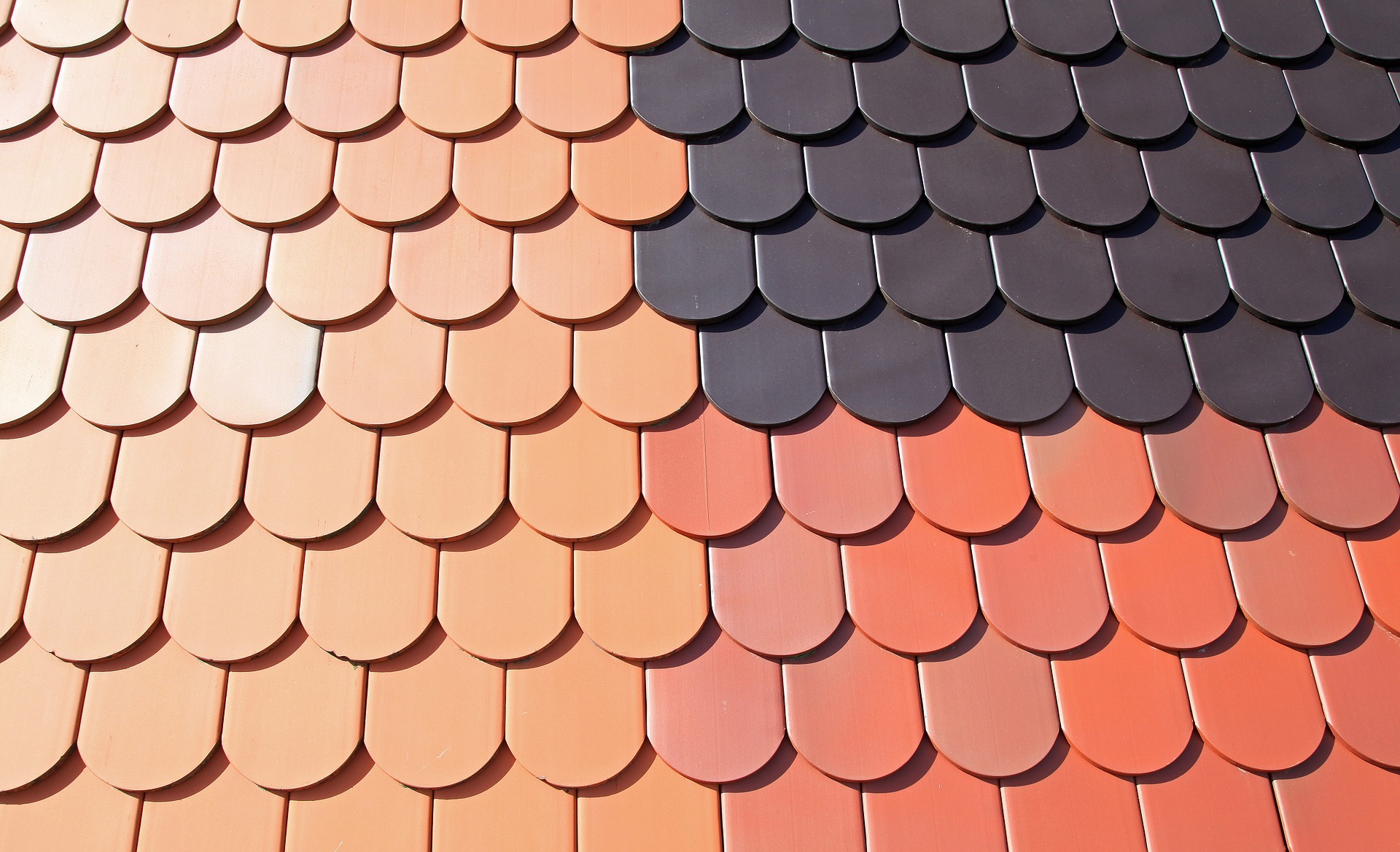 Choosing the Right Roofing Material for Your New Garage